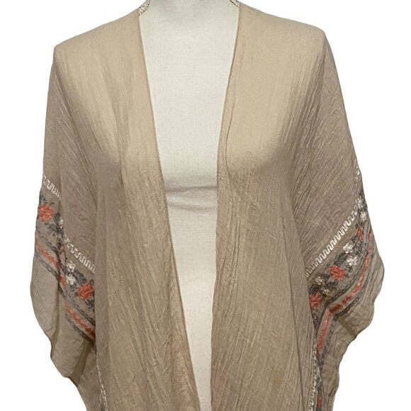 Do Everything in Love Open Front Poncho One Size Sheer Lagenlook Boho Festival - Picture 2 of 7